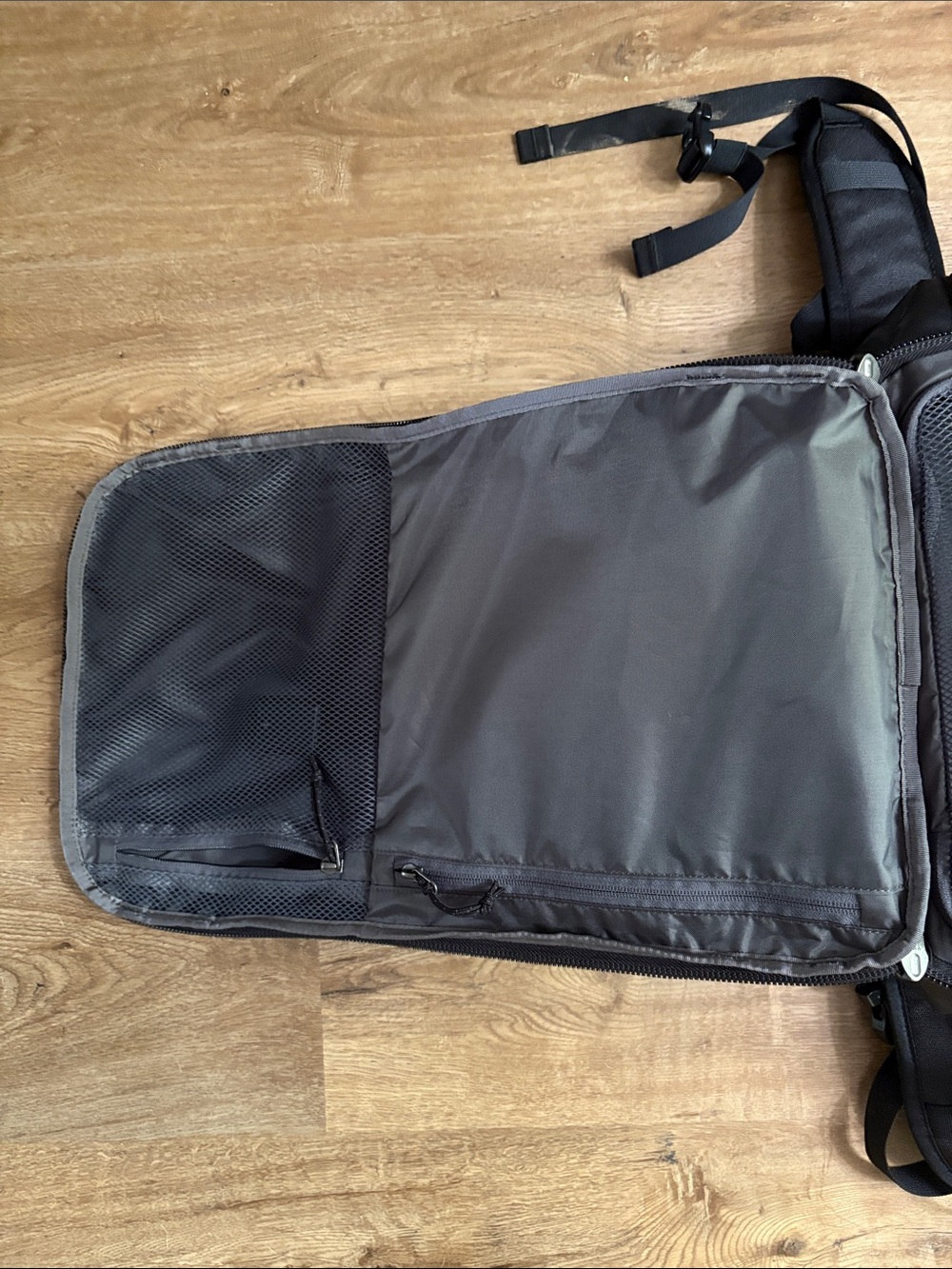 Patagonia Mini MCL 30L - Picture 6 of 9